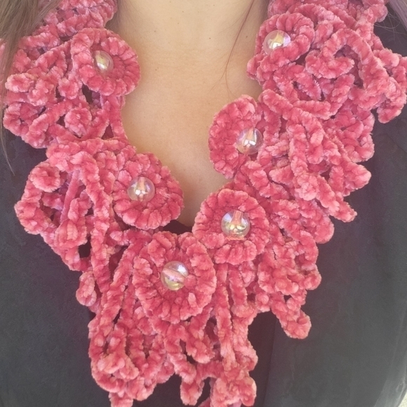 Infinity Scarf-Made 100% by hand. NWT- Frosted Cranberry Color. - Picture 4 of 7